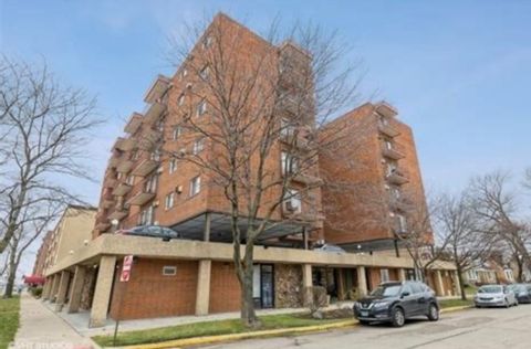 Photo of 7830 W North Avenue #305, Elmwood Park, IL 60707 (MLS # 12587948)