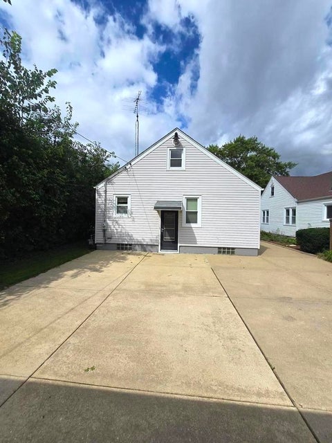 Tiny photo for 710 Catherine Street, Joliet, IL 60435 (MLS # 12720064)