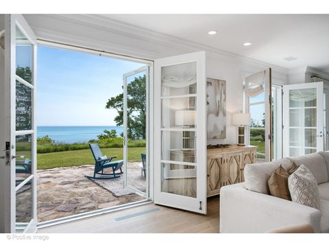 Tiny photo for 55 Prospect Avenue, Highland Park, IL 60035 (MLS # 12468025)