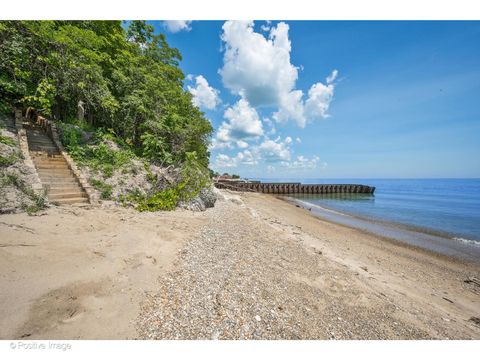 Tiny photo for 55 Prospect Avenue, Highland Park, IL 60035 (MLS # 12468025)