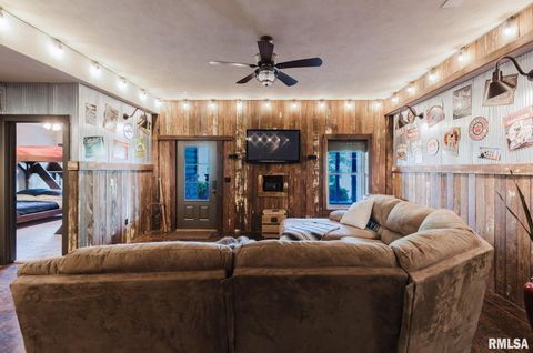 Tiny photo for 3525 Parrish Ridge Lane, Goreville, IL 62939 (MLS # EB458683)