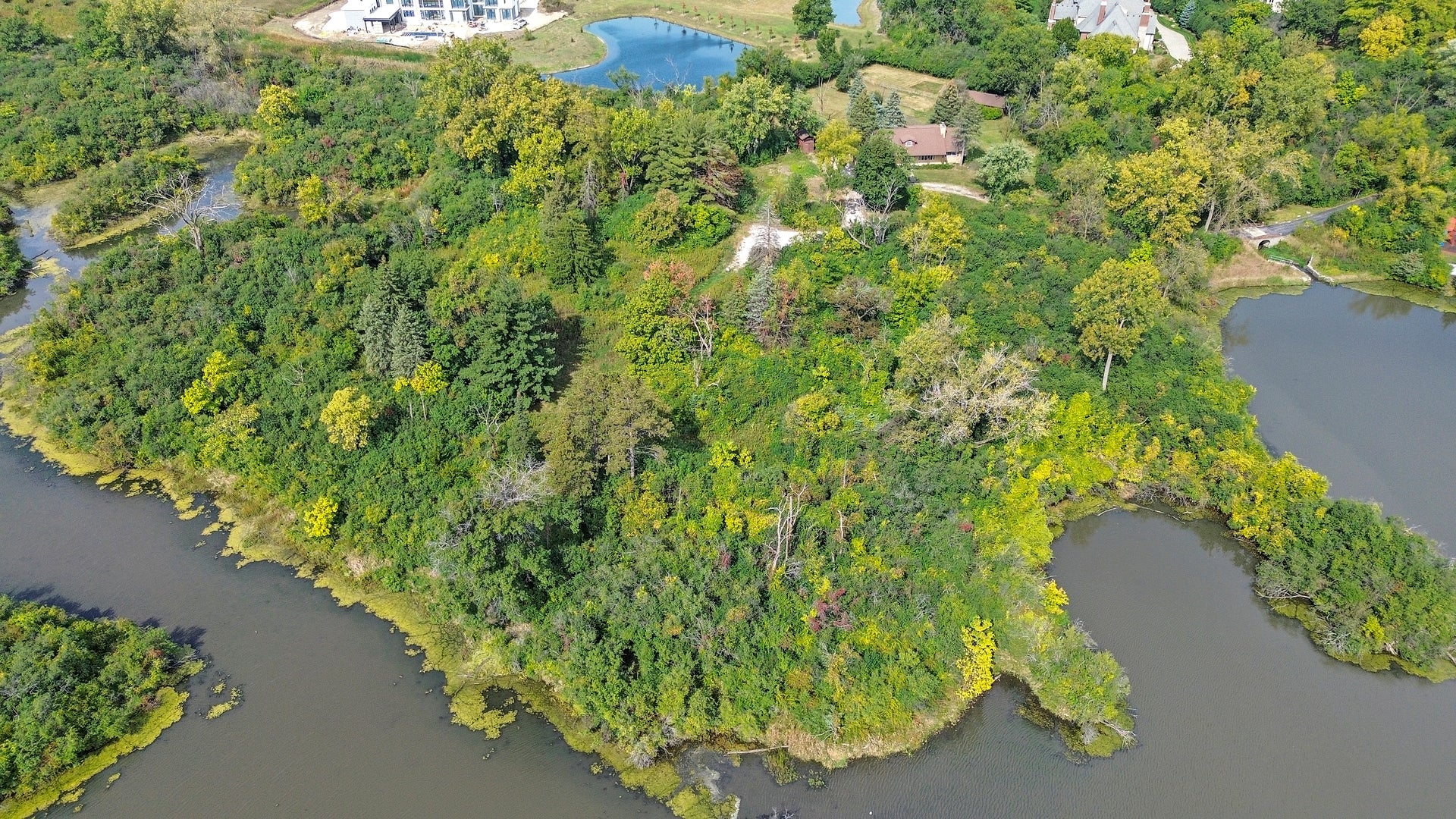 141 Breakenridge Farm Road