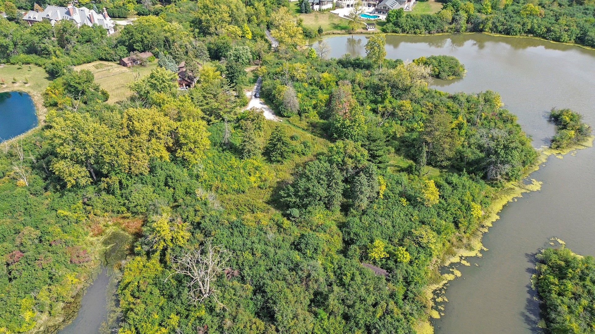 141 Breakenridge Farm Road