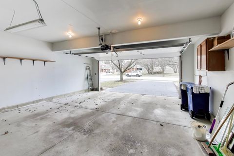 Tiny photo for 18 Whitman Drive, Schaumburg, IL 60173 (MLS # 12587115)