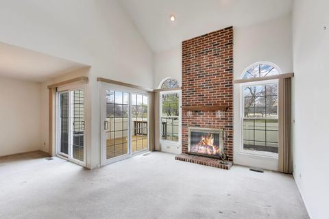 Tiny photo for 18 Whitman Drive, Schaumburg, IL 60173 (MLS # 12587115)