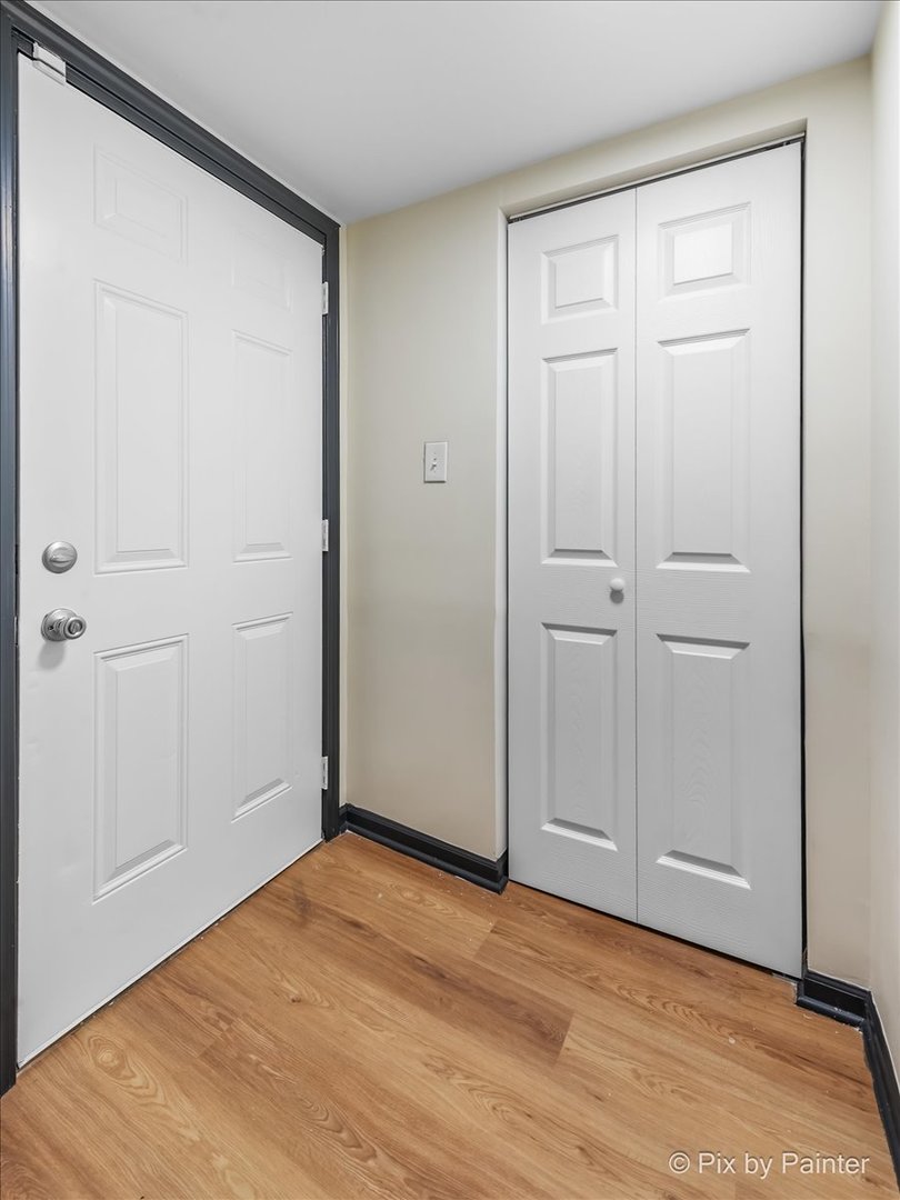 8525 S Saginaw Avenue