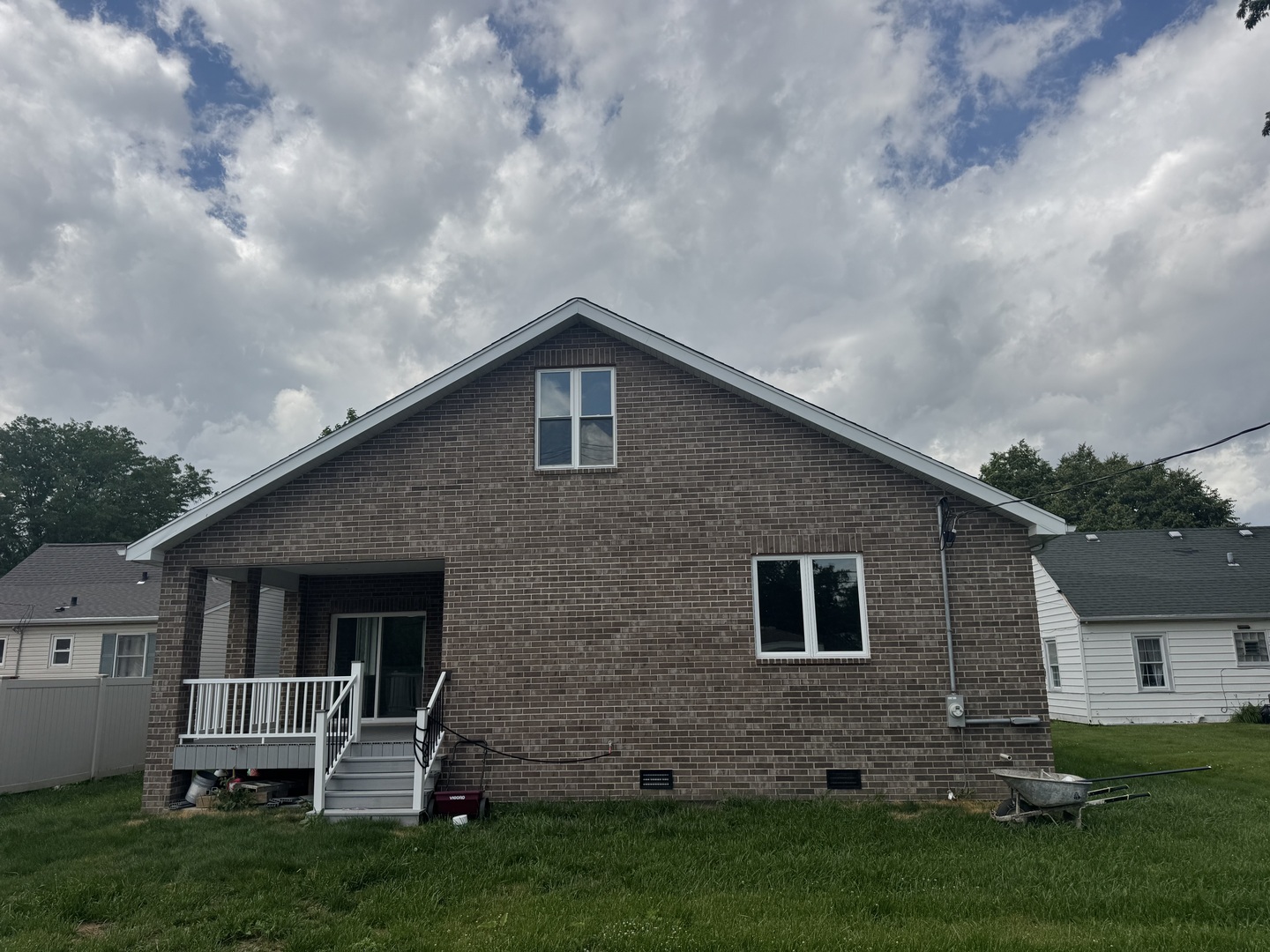 6939 W 95th Place