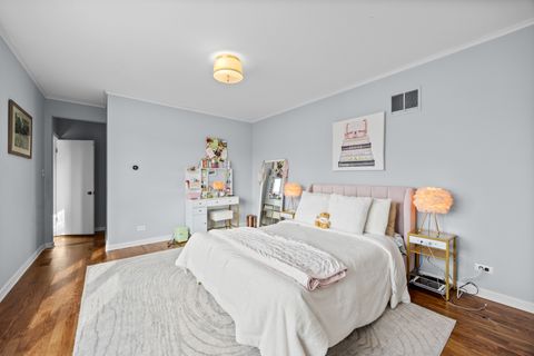 Tiny photo for 101 SOUTHCOTE Road, Riverside, IL 60546 (MLS # 12595878)