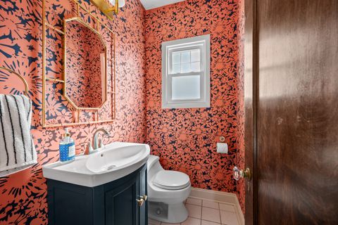 Tiny photo for 101 SOUTHCOTE Road, Riverside, IL 60546 (MLS # 12595878)