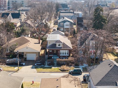 Tiny photo for 6828 30th Place, Berwyn, IL 60402 (MLS # 12568724)