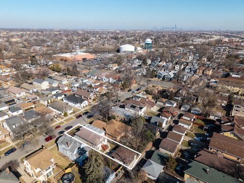 Tiny photo for 6828 30th Place, Berwyn, IL 60402 (MLS # 12568724)