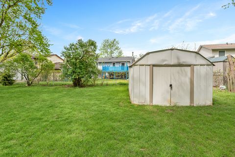 Tiny photo for 1424 FARRINGTON Lane, Aurora, IL 60504 (MLS # 12630808)