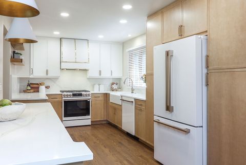 Tiny photo for 520 N Pine Street, Geneva, IL 60134 (MLS # 12492738)