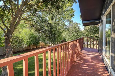 Tiny photo for 520 N Pine Street, Geneva, IL 60134 (MLS # 12492738)