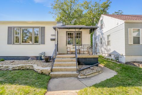 Tiny photo for 18540 Miller Drive, Lansing, IL 60438 (MLS # 12467475)