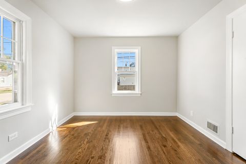 Tiny photo for 18540 Miller Drive, Lansing, IL 60438 (MLS # 12467475)