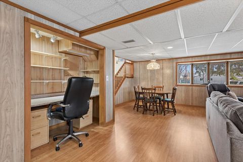 Tiny photo for 906 E Streamwood Boulevard, Streamwood, IL 60107 (MLS # 12571178)