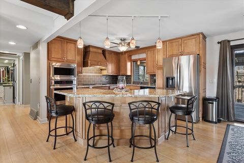 Tiny photo for 906 E Streamwood Boulevard, Streamwood, IL 60107 (MLS # 12571178)