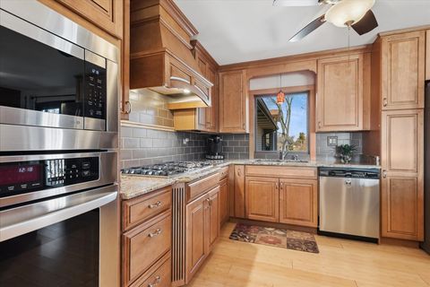 Tiny photo for 906 E Streamwood Boulevard, Streamwood, IL 60107 (MLS # 12571178)