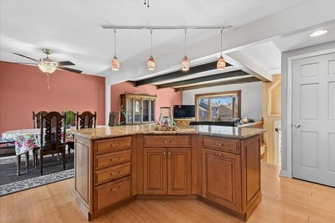 Tiny photo for 906 E Streamwood Boulevard, Streamwood, IL 60107 (MLS # 12571178)