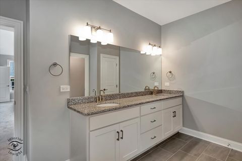 Tiny photo for 8026 Bradley Drive, Tinley Park, IL 60487 (MLS # 12528239)