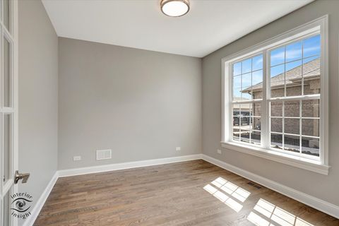 Tiny photo for 8026 Bradley Drive, Tinley Park, IL 60487 (MLS # 12528239)