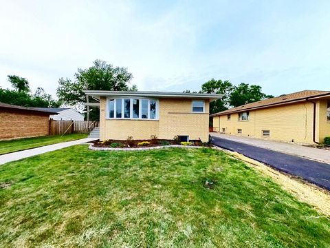 Tiny photo for 5544 Oakdale Drive, Oak Lawn, IL 60453 (MLS # 12656707)