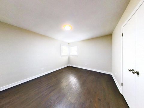 Tiny photo for 5544 Oakdale Drive, Oak Lawn, IL 60453 (MLS # 12656707)