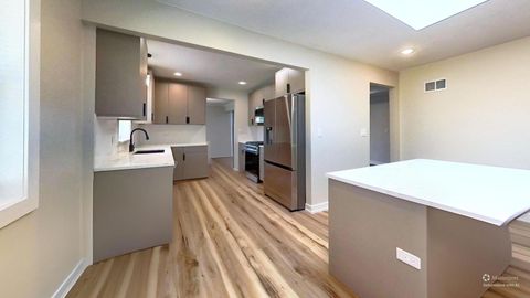 Tiny photo for 5544 Oakdale Drive, Oak Lawn, IL 60453 (MLS # 12656707)