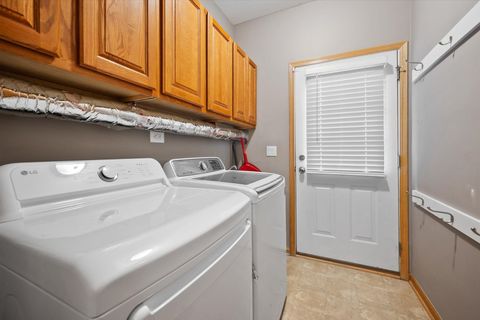 Tiny photo for 1271 MCDOLE Drive, Sugar Grove, IL 60554 (MLS # 12490420)