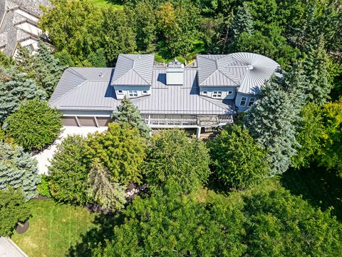 A home in Burr Ridge