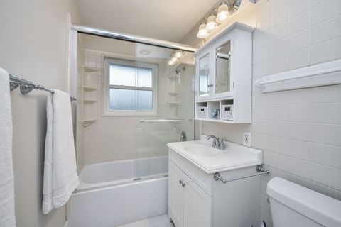 Tiny photo for 611 Polo Drive, Wheaton, IL 60187 (MLS # 12490185)