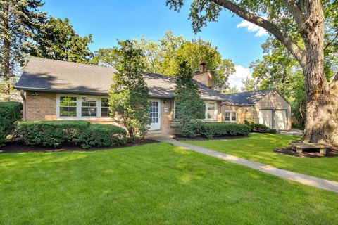 Tiny photo for 611 Polo Drive, Wheaton, IL 60187 (MLS # 12490185)