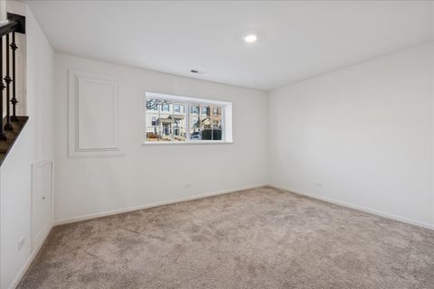 Tiny photo for 542 Cimmaron Circle, Crystal Lake, IL 60012 (MLS # 12557825)