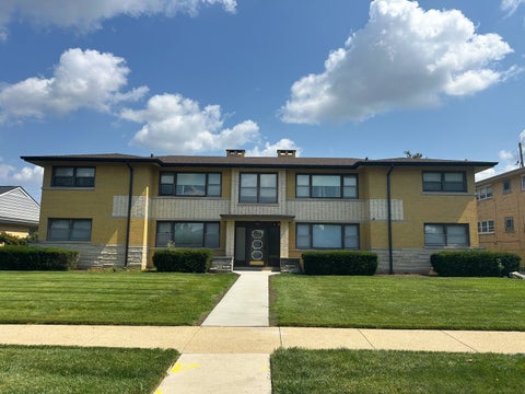 Tiny photo for 1531 Balmoral Avenue #1S, Westchester, IL 60154 (MLS # 12756213)