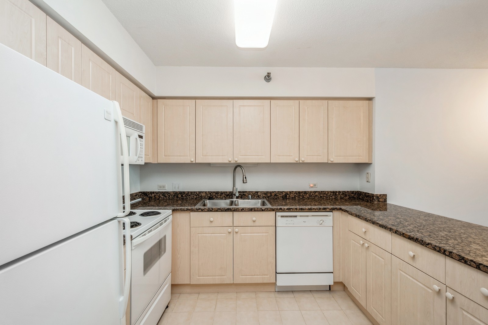 512 N MCCLURG Court 711