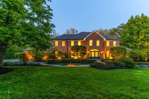 Photo of 1541 Heritage Court, Lake Forest, IL 60045 (MLS # 12638682)
