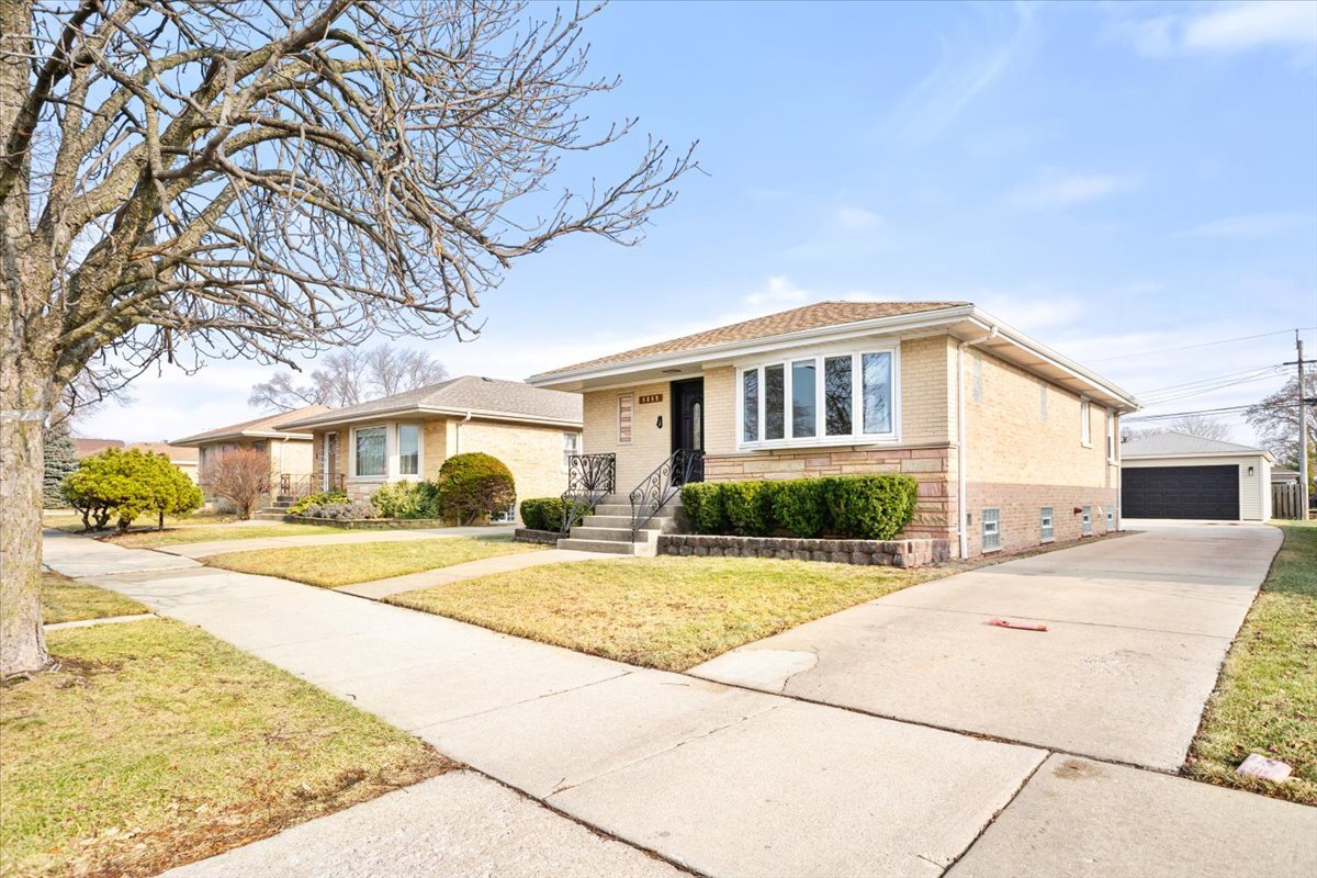 4849 N Newland Avenue