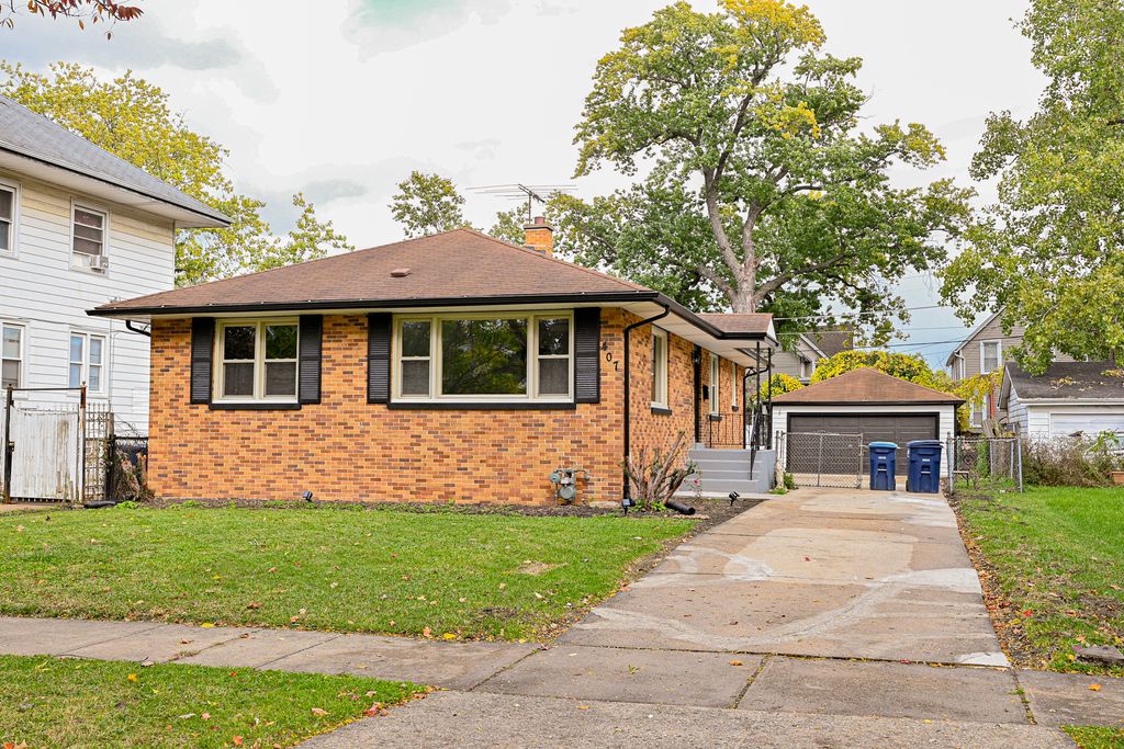 Photo for Maywood, IL 60153 (MLS # 12507170)