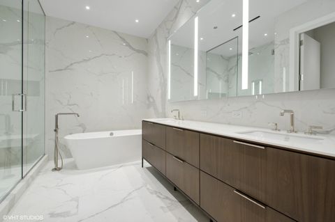 Tiny photo for 14 W Superior Street #5401, Chicago, IL 60654 (MLS # 12615641)