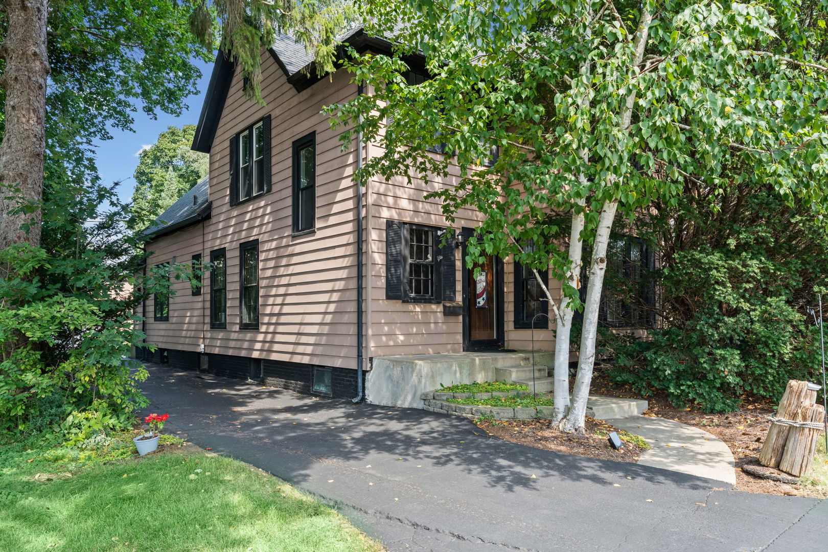 610 W Main Street