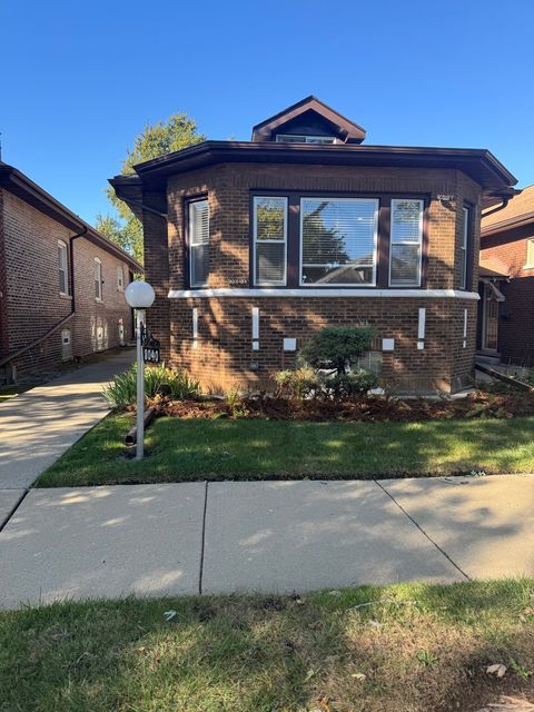 8040 S Luella Avenue Chicago IL 60617