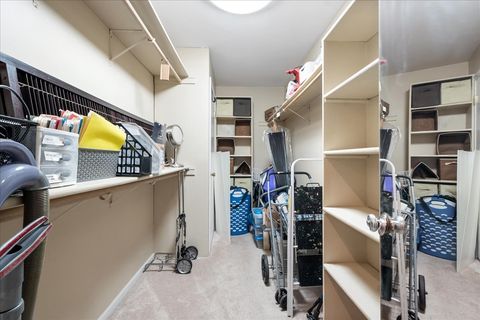 Tiny photo for 6400 N Cicero Avenue #410, Lincolnwood, IL 60712 (MLS # 12458006)