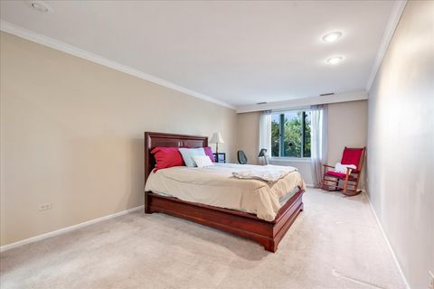 Tiny photo for 6400 N Cicero Avenue #410, Lincolnwood, IL 60712 (MLS # 12458006)