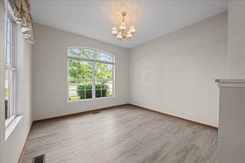 Tiny photo for 413 Cascade Lane #413, Oswego, IL 60543 (MLS # 12753217)