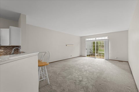 Tiny photo for 413 Cascade Lane #413, Oswego, IL 60543 (MLS # 12753217)