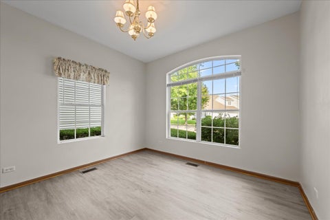 Tiny photo for 413 Cascade Lane #413, Oswego, IL 60543 (MLS # 12753217)