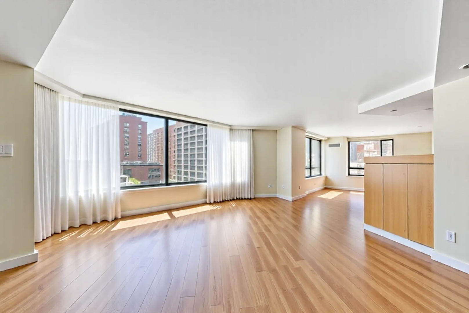 1410 N State Parkway 10B
