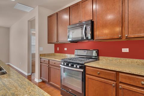 Tiny photo for 717 Pleasant Drive, Shorewood, IL 60404 (MLS # 12566562)