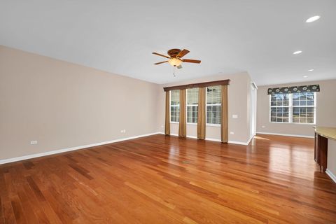 Tiny photo for 717 Pleasant Drive, Shorewood, IL 60404 (MLS # 12566562)